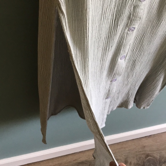 By Together long line button down lightweight tunic top. Boho, coastal, beach M - Picture 6 of 12